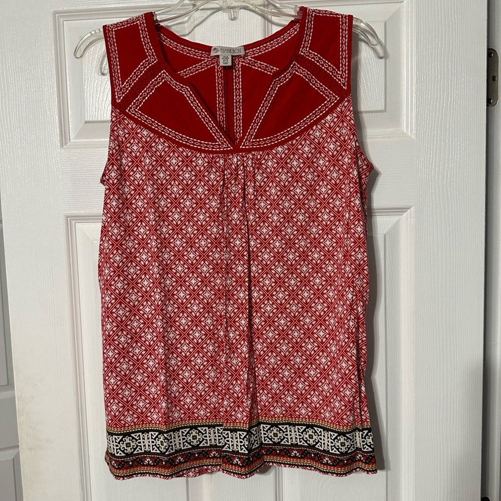 Eliane Rose Geometric Patterned Sleeveless Top